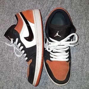 Jordan 1 low shattered backboard used